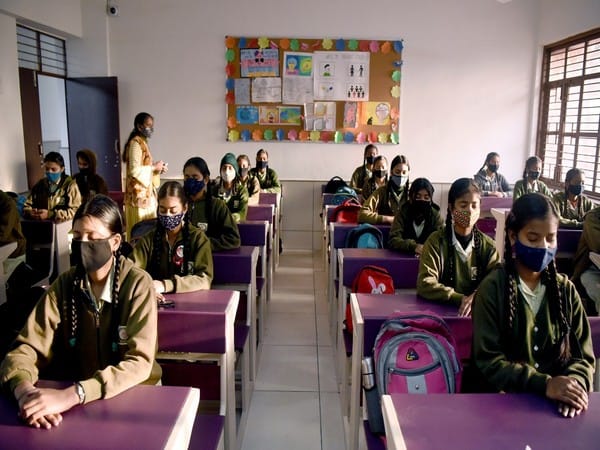 Tamil Nadu: Theni District CEO orders schools not to allow wristband with caste identity