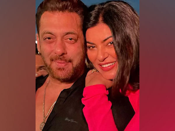 Sushmita Sen shares click with Salman Khan from star-studded Eid bash