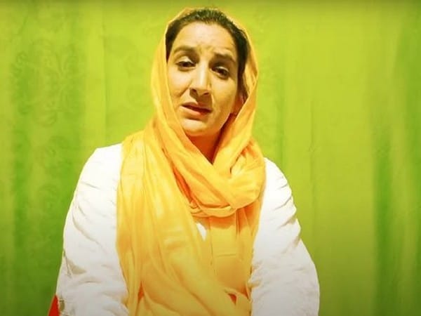 Kashmiri TV actress Amreen Bhat killed by terrorists in J-K's Budgam