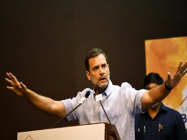'Two cylinders then at price of one now': Rahul Gandhi compares prices during UPA with NDA govt