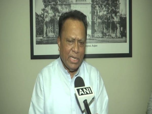 Hardik Patel quit Congress fearing jail in sedition cases, claims Jagdish Thakor