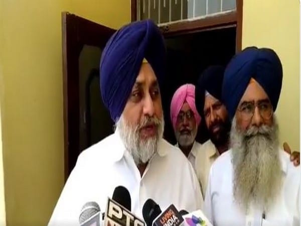 SAD chief Sukhbir Badal accuses AAP of settling political scores through Tajinder Bagga's arrest