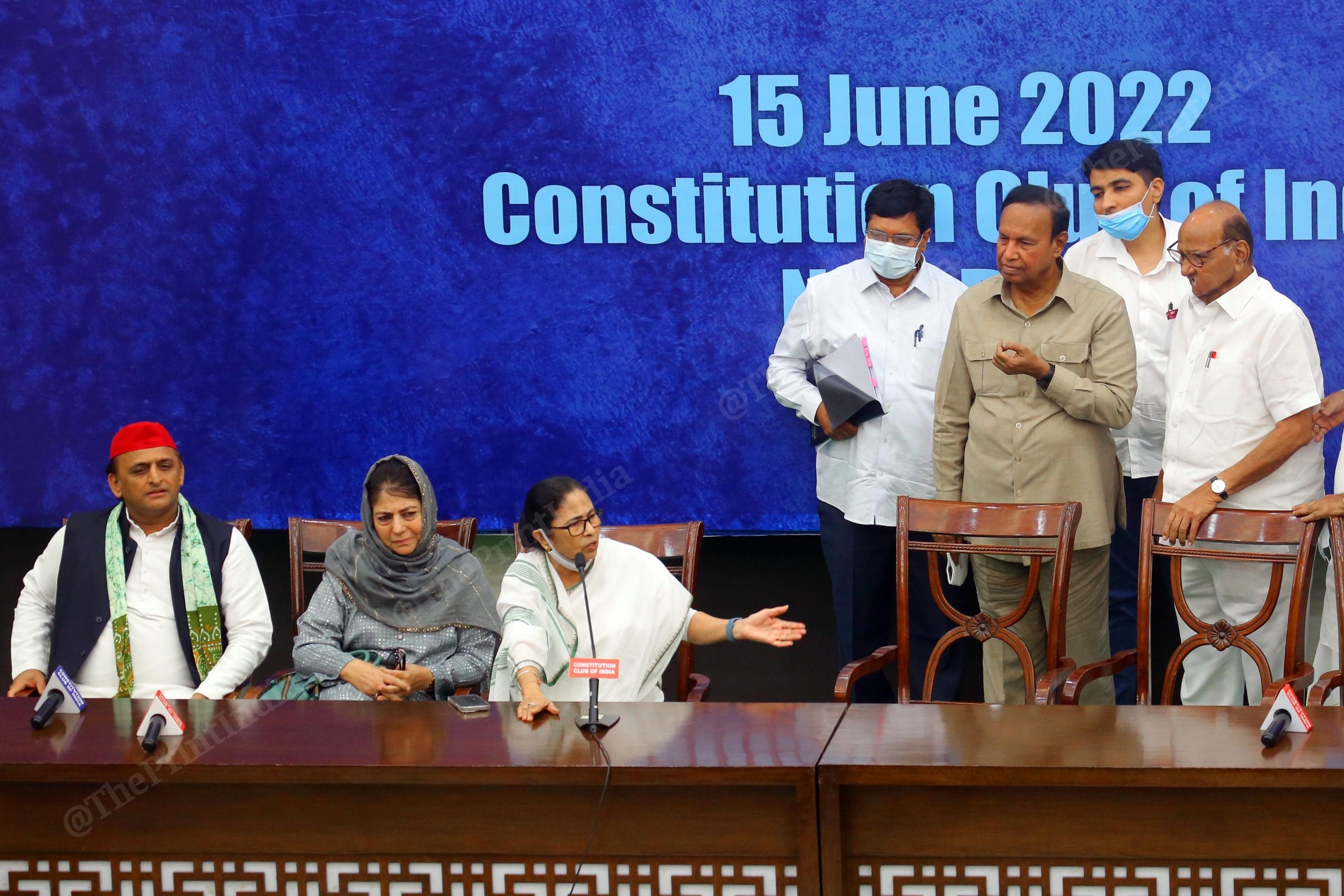 Left to Right: Samajwadi Party chief Akhilesh Yadav, Jammu & Kashmir People's Democratic Party president Mehbooba Mufti, Trinamool Congress chief Mamata Banerjee, Dravida Munnetra Kazhagam leader T.R Balu and NCP president Sharad Pawar, at the Constitution Club of India in New Delhi, Wednesday | Praveen Jain | ThePrint