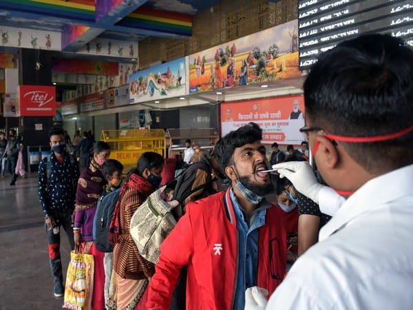 Delhi's daily COVID count doubled in last 24 hrs, 1,934 new cases reported