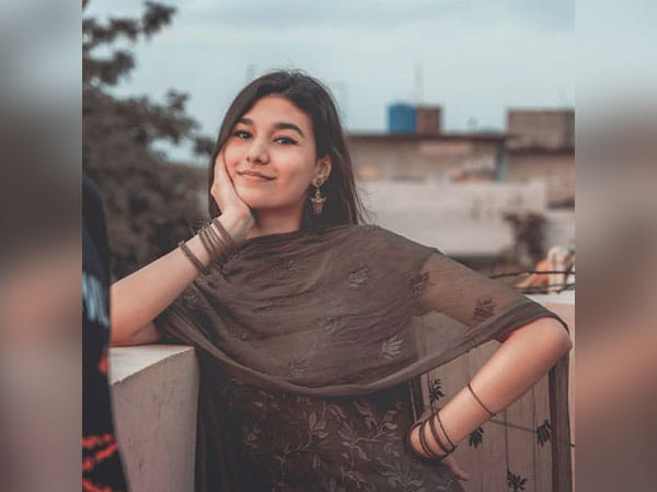 Trolled over condolence post for Moose Wala, Pakistani singer Shae Gill clarifies she is not Muslim
