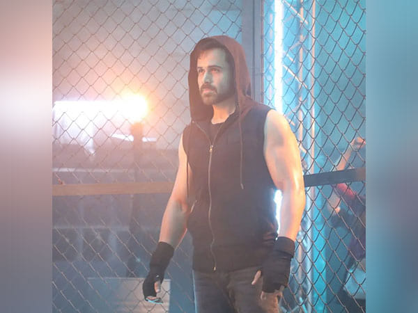 Emraan Hashmi condoles demise of singer KK, pens an emotional note