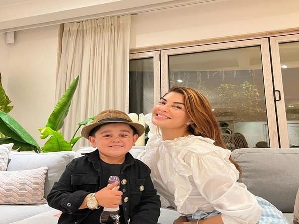 World smallest singer Abdu Rozik shares pictures with 'new BFF' Jacqueline Fernandez