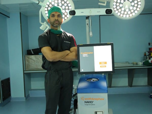 Dr Kaushik Patel brings American Robotic Knee Replacement Technology to Surat, Gujarat 