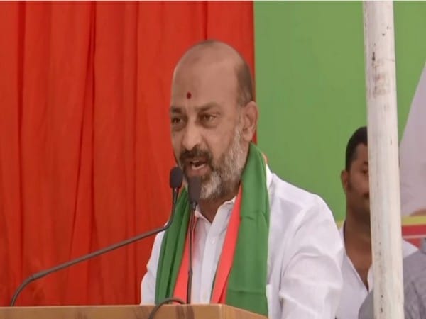 Telangana BJP chief Bandi Sanjay gives 'bulldozer' warning to CM KCR