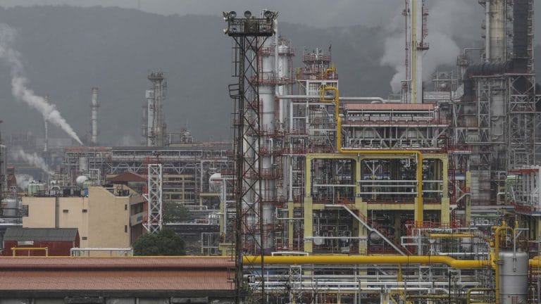 Lured by discounts, India in talks to double down on oil imports from Russia’s Rosneft