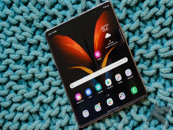 Samsung Galaxy Z Fold4 to come with a smaller crease than Z Fold3, leaked photos confirm