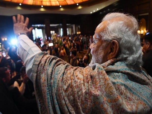 Members of Indian diaspora accord warm welcome PM Modi in Munich