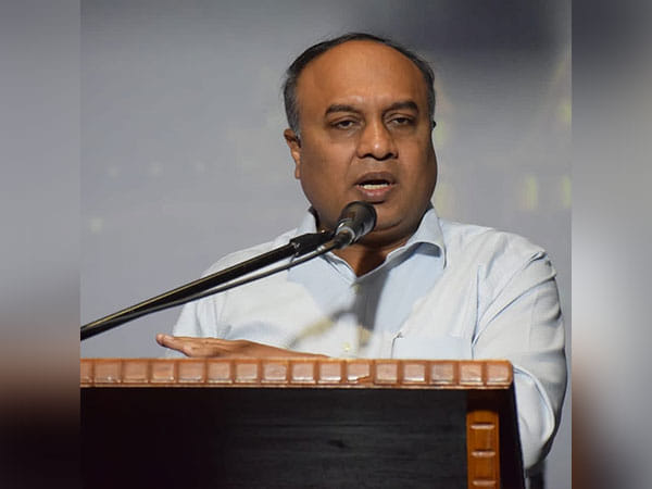 Ending his association that began in 1997, Brijesh Kalappa resigns from Congress