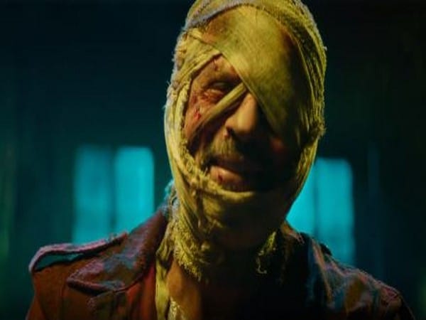 Shah Rukh Khan unveils poster of 'Jawan'