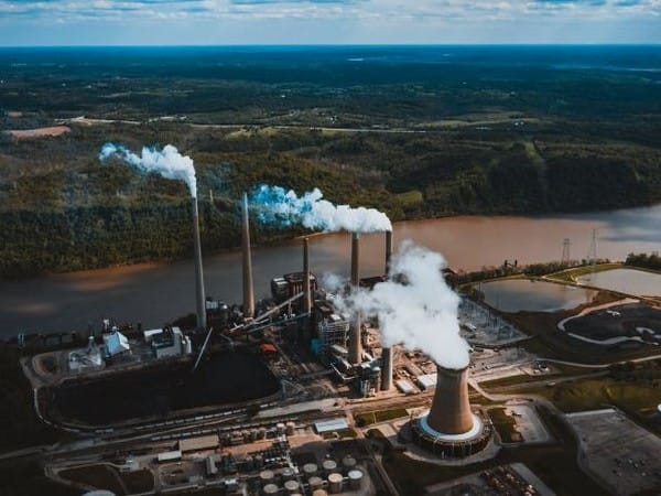 Study finds agriculture emissions endanger human health and the environment