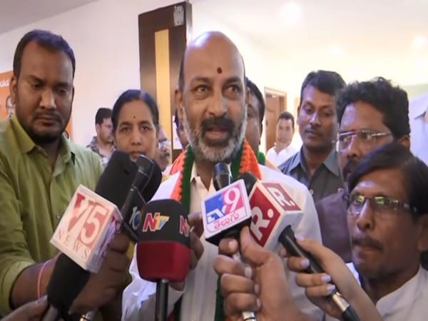 Opposition wants minority votes: Telangana BJP chief attacks Opposition over Charminar controversy