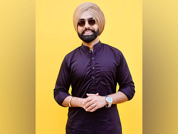  Ammy Virk's 'Oye Makhna' gets November 2022 release date 