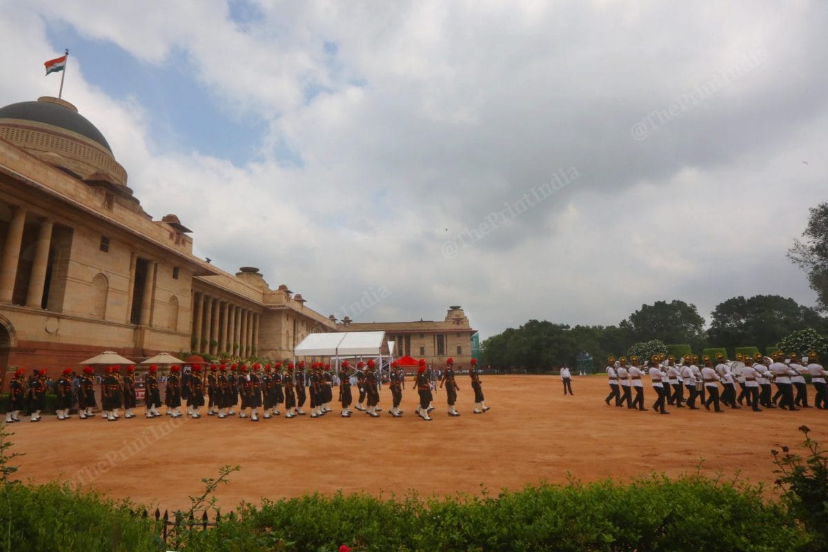Preparations for the Guard of Honour at the Rashtrapati Bhavan | Praveen Jain | ThePrint
