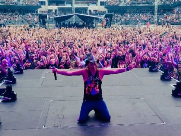 Bret Michaels confirms hospitalization due to 'unforeseen medical complication'