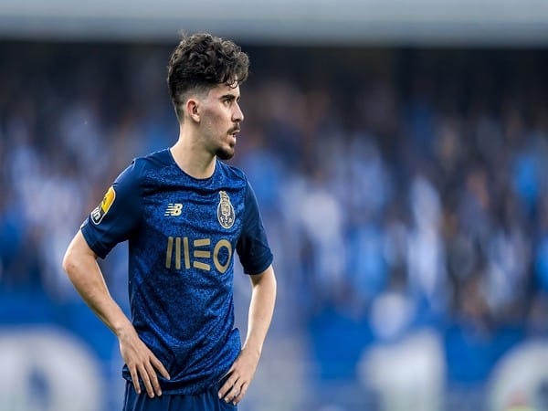 Ligue 1: Porto's Vitinha becomes Paris Saint-Germain's first signing of season