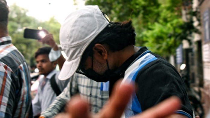 AltNews co-founder Mohammed Zubair being produced before a court in Delhi on 2 July, 2022 | ANI