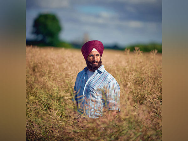 Akshay Kumar's first look from untitled film leaked