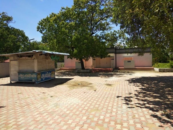 TN: Tourists seek govt's intervention for washroom unavailability at Marina Beach