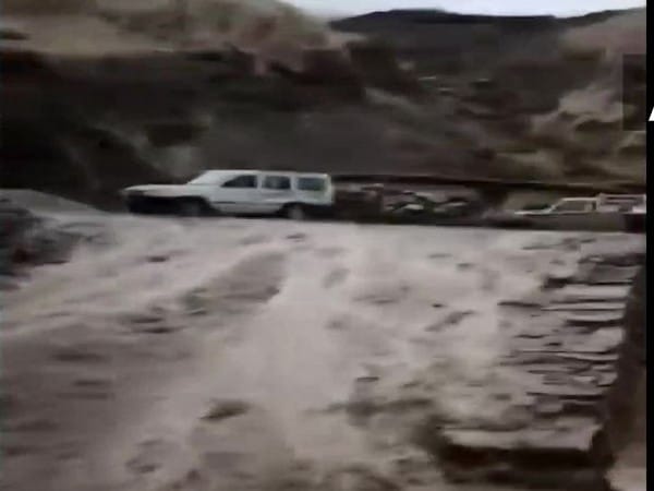 Flash floods causes roadblock in Himachal's Lahaul-Spiti