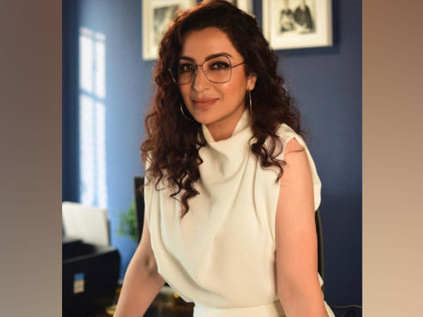 Tisca Chopra drops fun video with her father