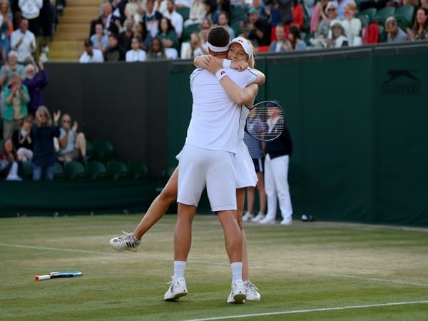 Wimbledon: Barnett, O'Mara pair defeat Williams, Murray in thrilling mixed doubles clash