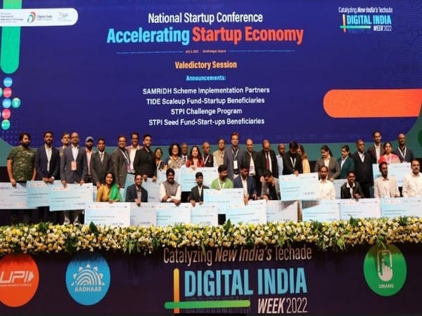 STPI disburses seed fund to Tech start-ups for scaling up their Ventures