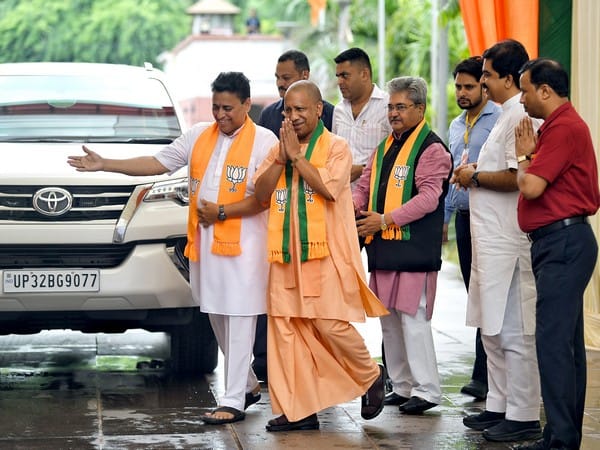 UP govt plans to double farmers' income under 'Panchamrut Yojana'