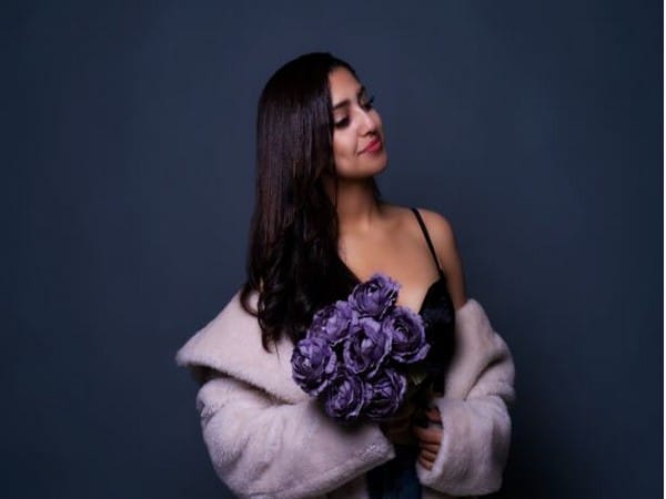 Diva Flawless, Canadian Singer-Songwriter releases her next single 'They Don't Know'