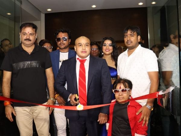 Khesari Lal Yadav inaugurated Ashok Prasad Abhishek's new production house, iEve Era Films