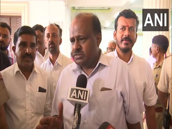 K'taka: I am not surprised, says Former CM HD Kumaraswamy after POCSO case was registered against Murugha Mutt seer 