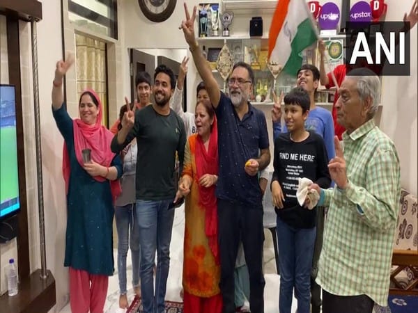Asia Cup 2022: Avesh Khan's family celebrate India's victory over Pakistan 