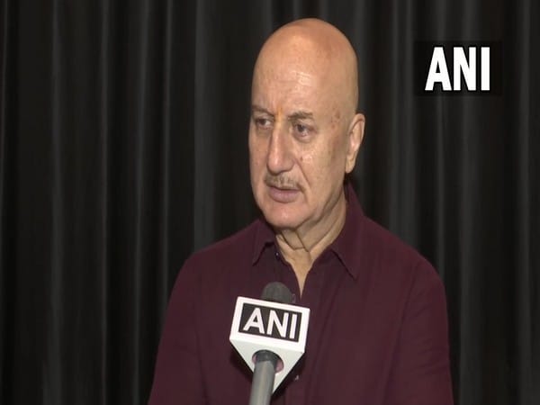 Anupam Kher condemns killing of civilian in Valley, says atrocities on Kashmiri Pandits continue   