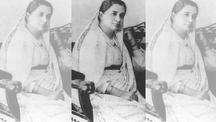 Madam Bhikaji Cama | WikiMedia Commons