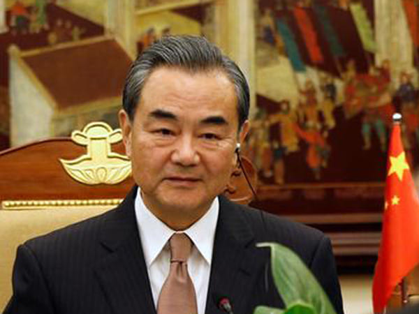 Chinese Foreign Minister arrives in Dhaka 