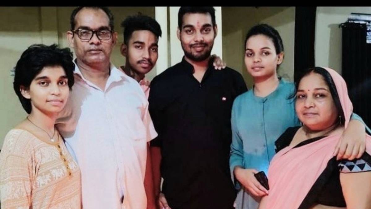 Patel with her parents and siblings | Photo by special arrangement