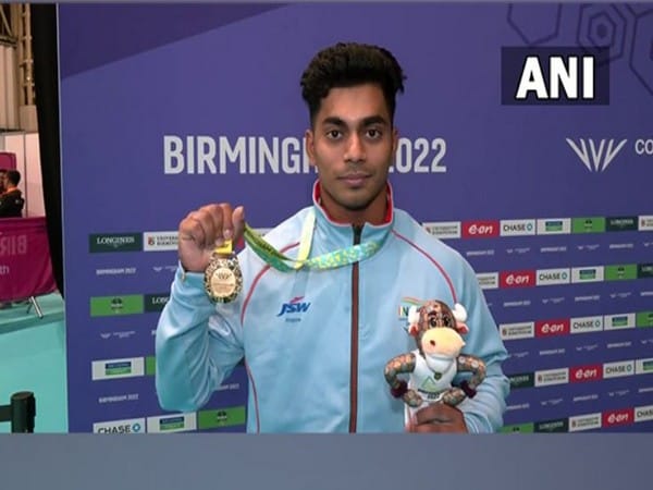 Indian Army hails Havildar Achinta Sheuli on his gold medal at Commonwealth Games
