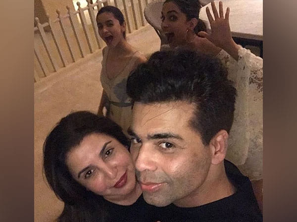 You can't miss this hilarious video of Karan Johar and Farah Khan