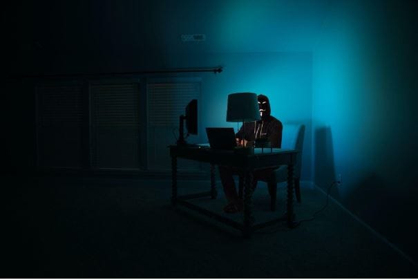 After Slope Wallet Hack drains £5 Million, How Can You Keep Your Crypto Safe? A Look At Solana (SOL) and RoboApe (RBA)