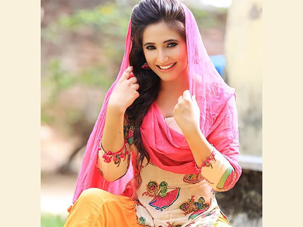 Kressy Singh's HeartBeatz music company to release music video starring Sara Khan and Ankit Bathla