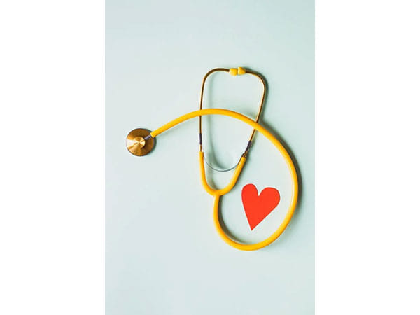 Rotating spiral waves in live human hearts