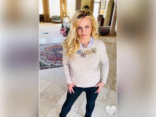 Britney Spears cries on camera in social media dance video