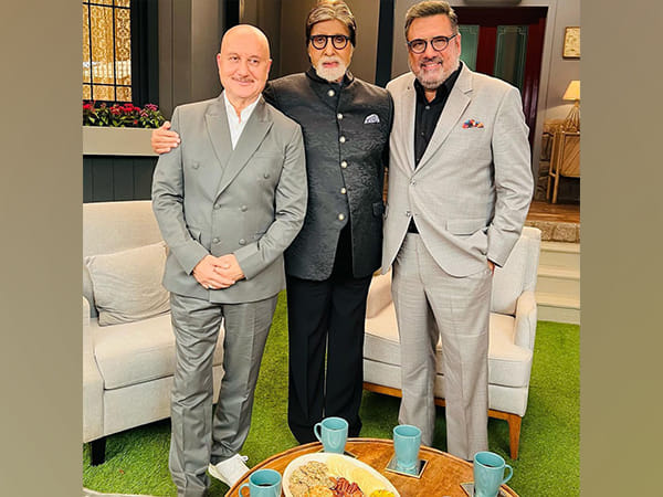 New poster of Amitabh Bachchan-starrer 'Uunchai' out