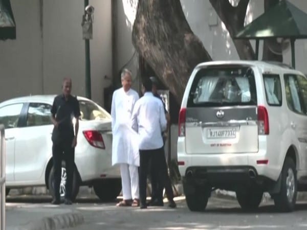 Delhi: Rajasthan CM Ashok Gehlot meets Sonia Gandhi at 10 Janpath
