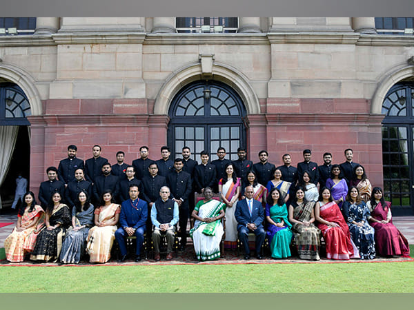 Indian Foreign Service officer trainees call on President Droupadi Murmu