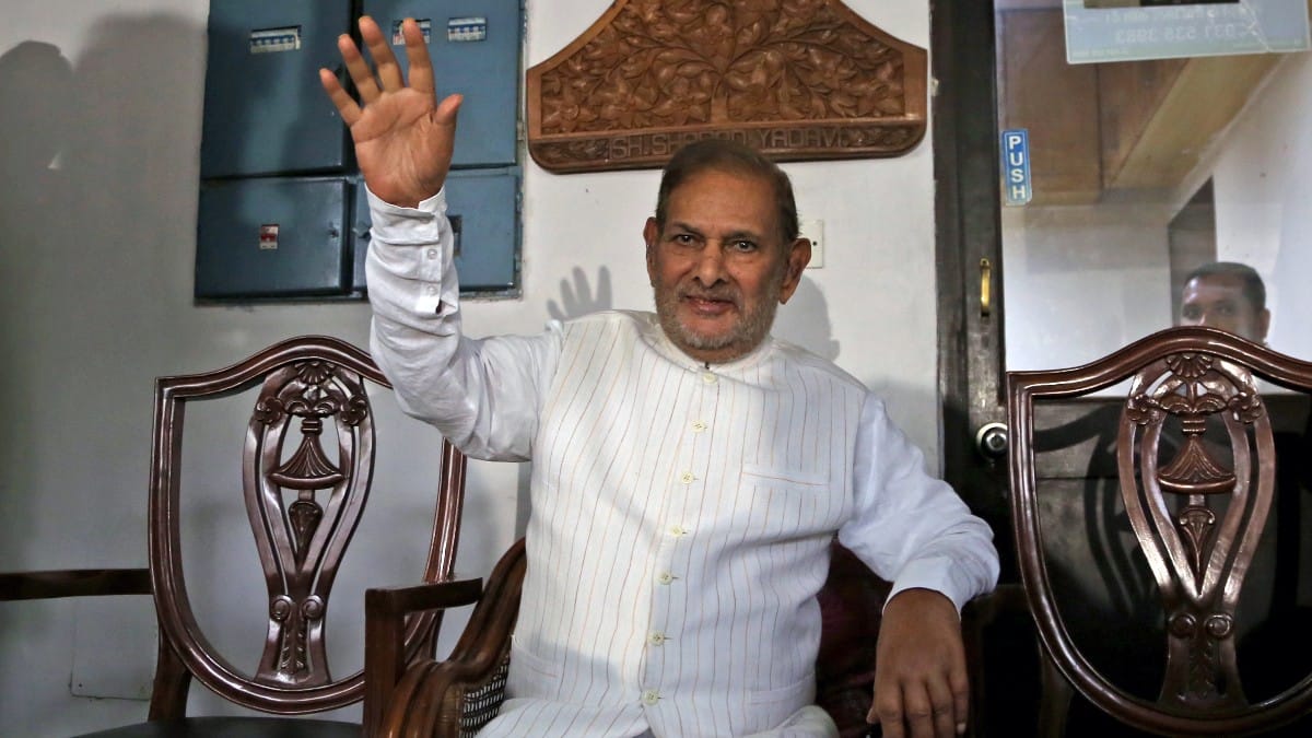 Sharad Yadav addressing media in New Delhi on 31 May, 2022 | ANI